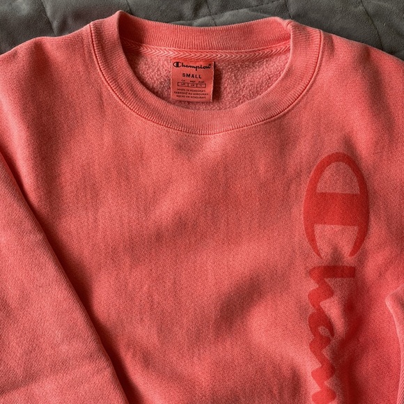 Champion vintage dye crewneck in size small - Picture 2 of 2